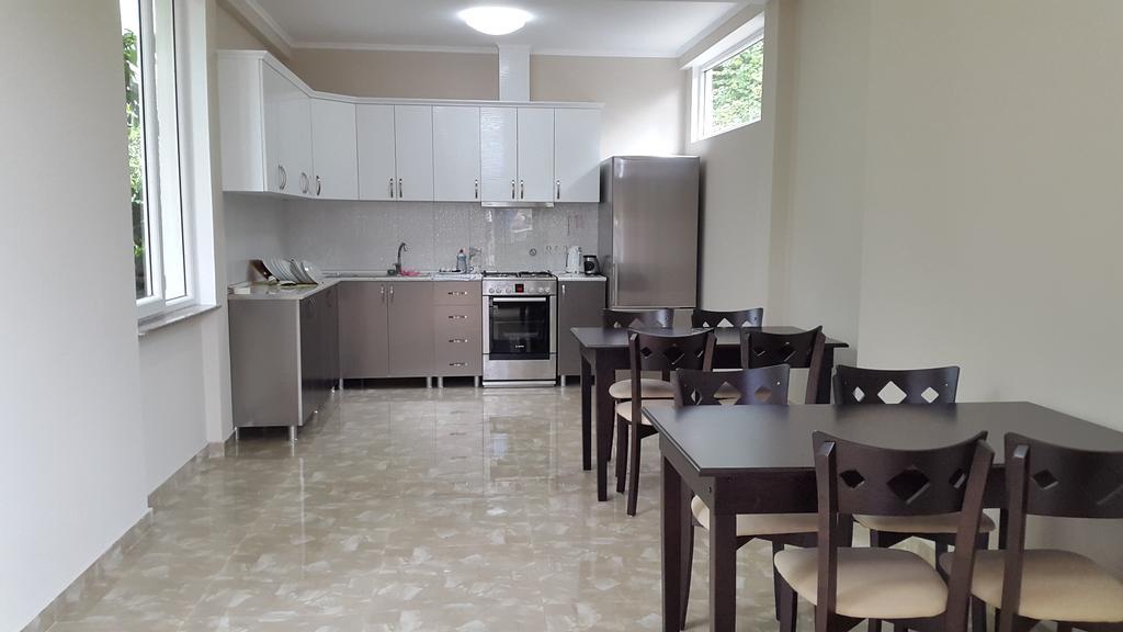Lasha Guest House Makhinjauri Ngoại thất bức ảnh