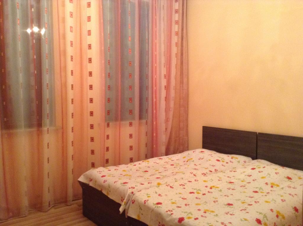 Lasha Guest House Makhinjauri Phòng bức ảnh